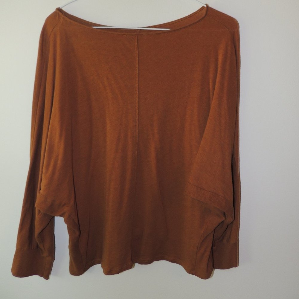 Cropped Fall Shirt - Picture 2 of 5